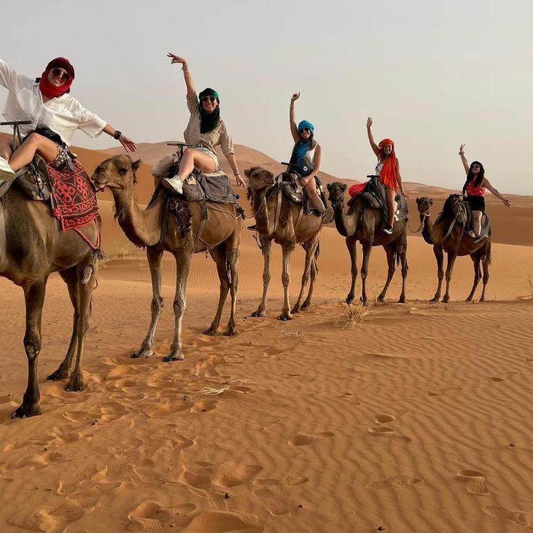 Ahlam Luxury Camp Ξενοδοχείο Merzouga Εξωτερικό φωτογραφία