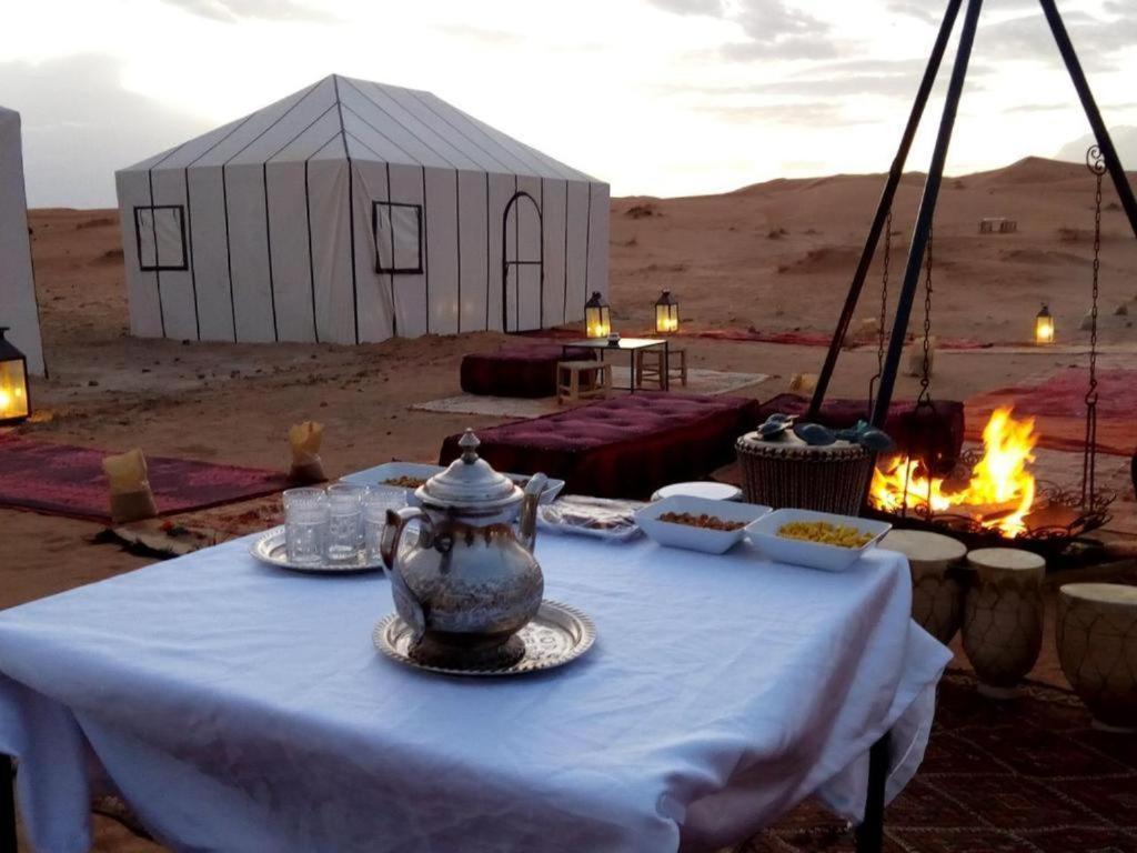 Ahlam Luxury Camp Ξενοδοχείο Merzouga Εξωτερικό φωτογραφία